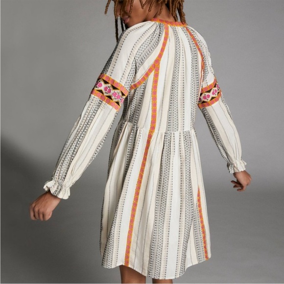 Anthropologie Lottie embroidered Dress - Picture 2 of 11